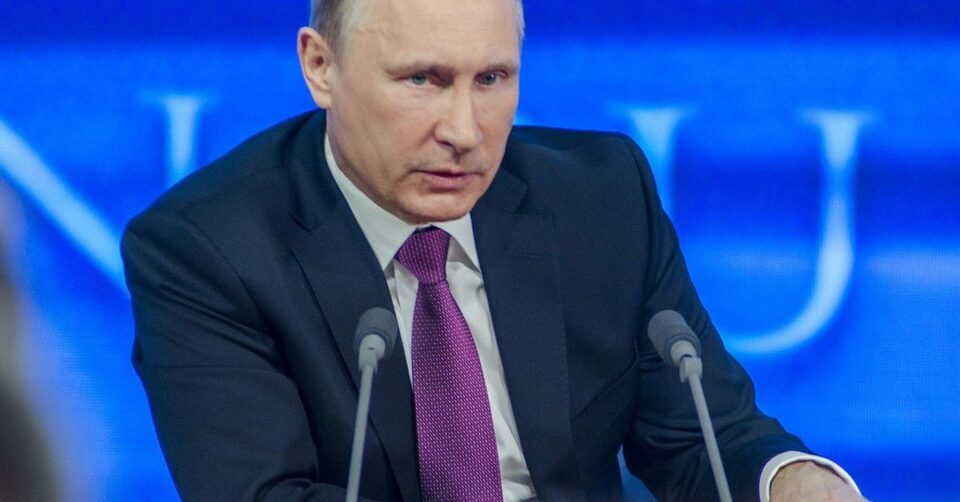 Vladimir Putin prohíbe pagos digitales en Rusia