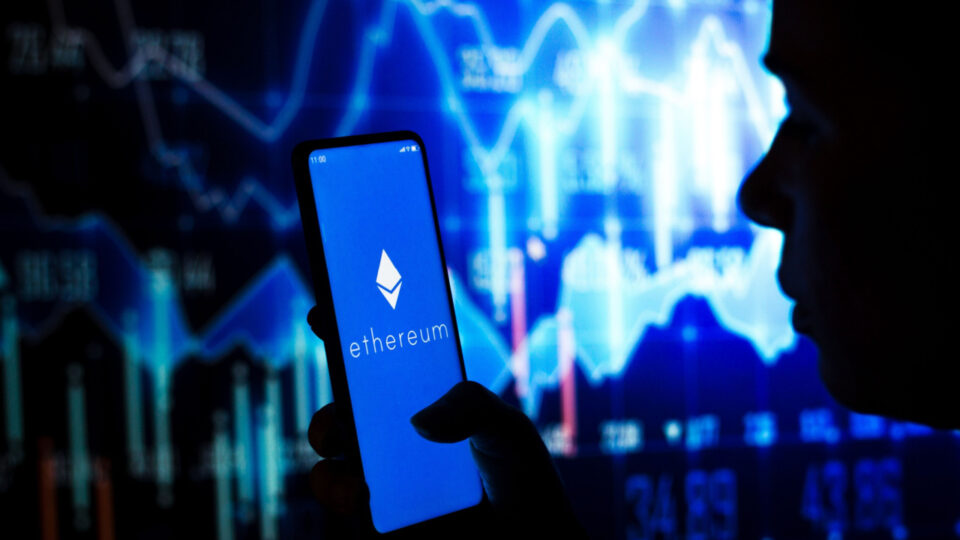 ETH Falls to 9-Day Low Below $1,300 – Market Updates Bitcoin News