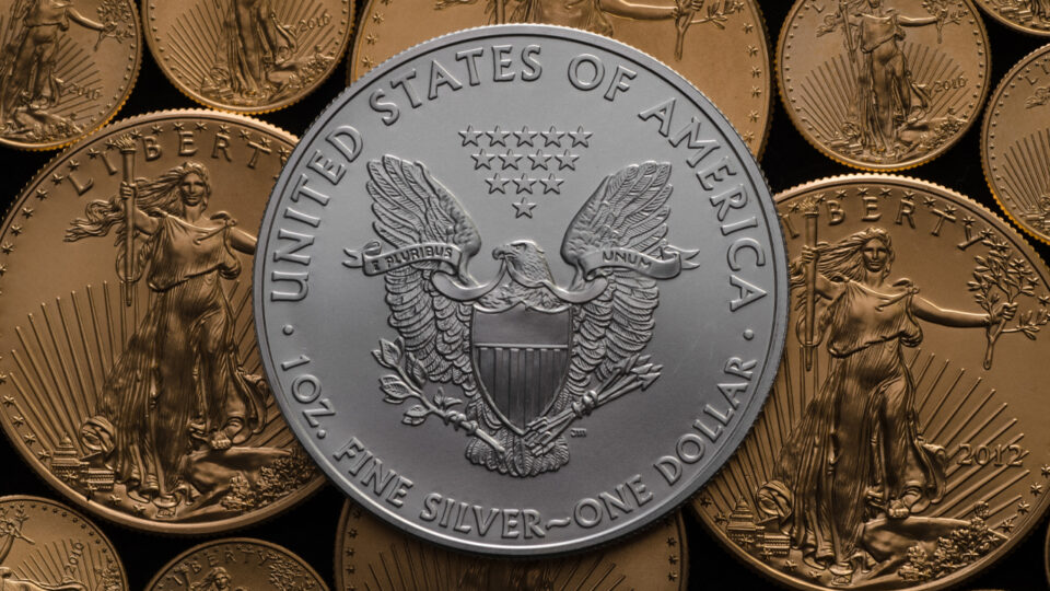 Silver Rallies 7% Rising Past $20 per Ounce, US Mint Says Fabricators Are 'Struggling to Keep up With Demand' – Economics Bitcoin News