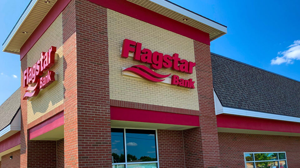 Flagstar Bank Acquires Signature Bank's Assets and Branches, Excluding Cryptocurrency Operations – Bitcoin News
